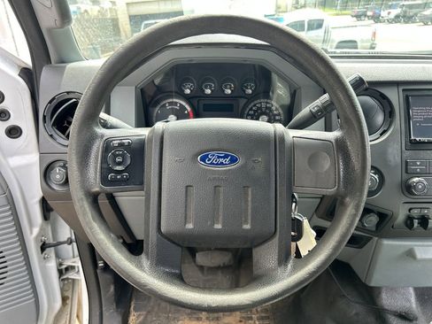 Used 2015 Ford F250 XL w/ Power Equipment Group AWD/4WD image 19