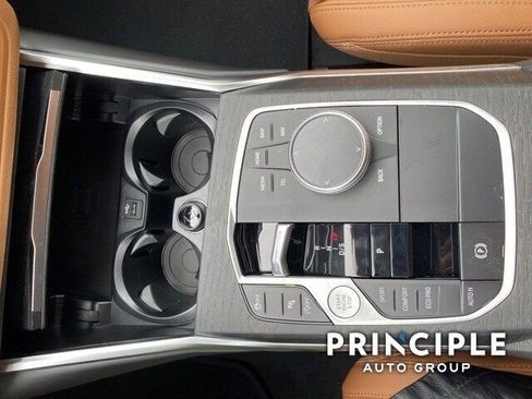 New 2023 BMW 330i Sedan w/ Convenience Package RWD image 38