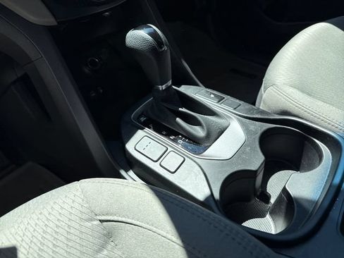 Used 2018 Hyundai Santa Fe Sport w/ 2.4L Value Package 02 FWD image 21