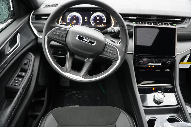 New 2027 Jeep Grand Cherokee Laredo X AWD/4WD image 14