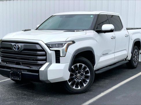 Used 2024 Toyota Tundra Limited AWD/4WD image 1