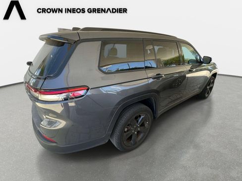 Used 2024 Jeep Grand Cherokee L Altitude AWD/4WD image 4