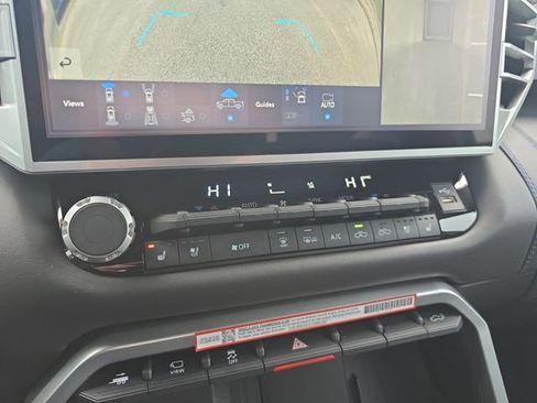 Used 2025 Toyota Tundra Platinum image 23