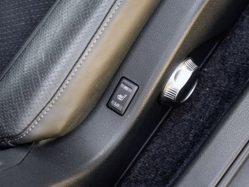 Used 2011 Nissan GT-R Premium AWD/4WD image 32