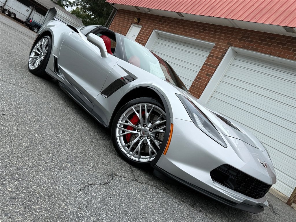 Used 2018 Chevrolet Corvette Z06 w/ Battery Protection Package RWD image 34
