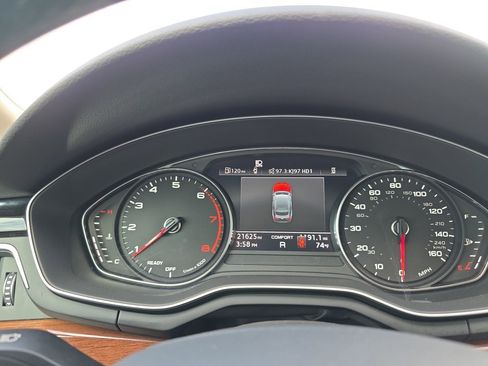 Used 2024 Audi A5 2.0T Premium w/ Convenience Package image 11