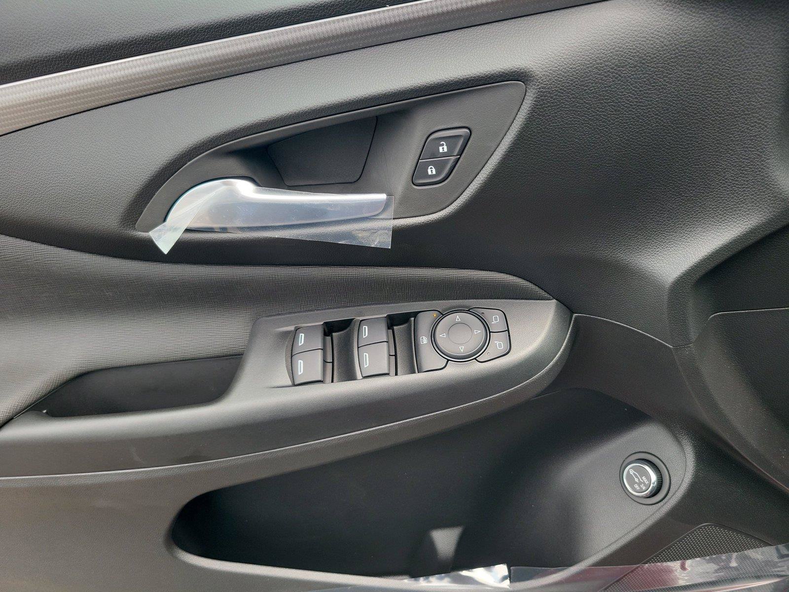 New 2026 Buick Envista Preferred FWD image 17