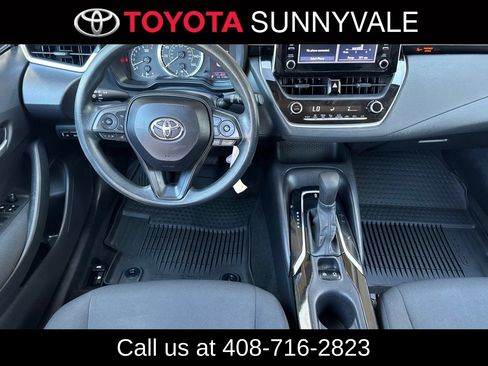Used 2020 Toyota Corolla LE FWD image 18