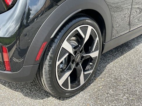 Used 2025 MINI Cooper S image 24