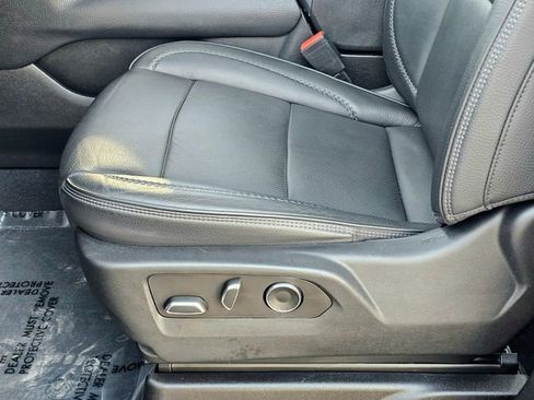 Used 2023 GMC Yukon XL Denali w/ Denali Reserve Package image 20