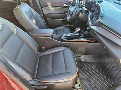 Used 2024 Chevrolet Trax ACTIV image 18