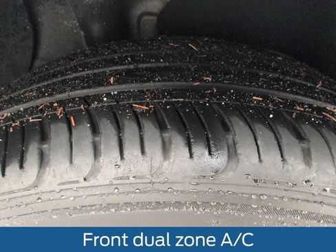 Used 2024 Hyundai Elantra Limited image 24