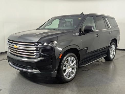 Used 2024 Chevrolet Tahoe High Country image 4