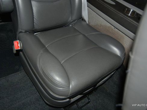 Used 2020 GMC Savana 2500 Extended w/ Enhanced Convenience Package image 42