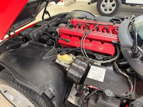 Used 1994 Dodge Viper RT/10 RWD image 16
