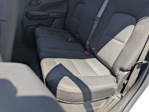 Used 2023 Chevrolet Colorado W/T RWD image 15