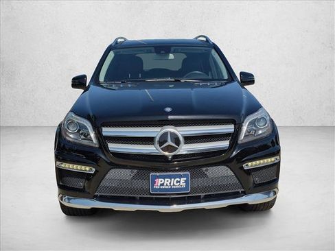 Used 2016 Mercedes-Benz GL 550 4MATIC image 2