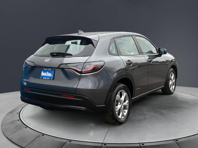 Used 2024 Honda HR-V LX image 5