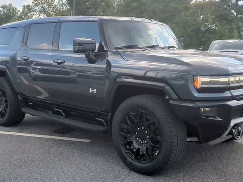 Used 2025 GMC Hummer EV 2X image 2