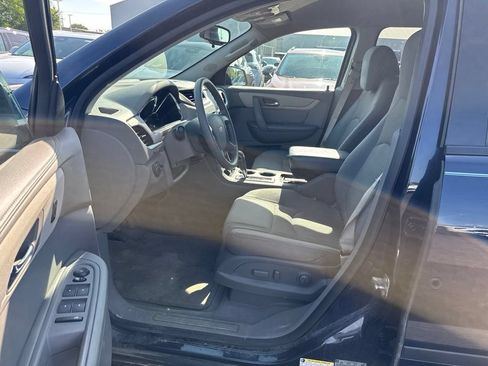 Used 2015 Chevrolet Traverse LS AWD/4WD image 2