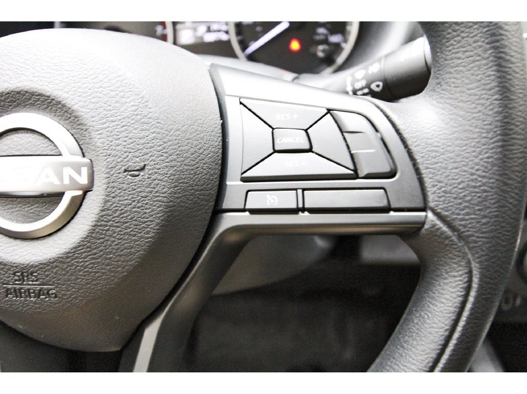 Used 2025 Nissan Kicks Play S FWD image 15