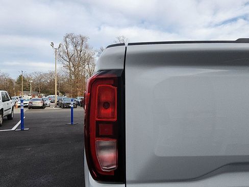 Used 2020 GMC Sierra 1500 Elevation w/ Elevation Value Package image 13