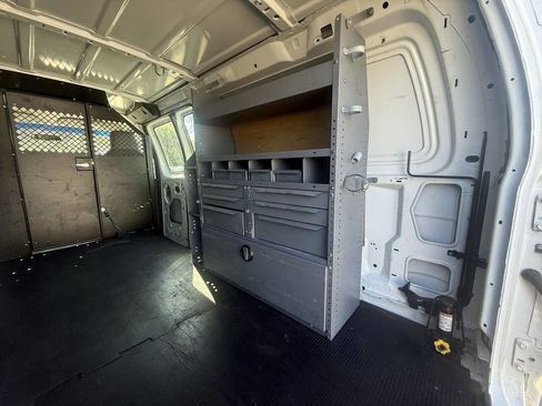 Used 2013 Ford E-250 and Econoline 250 w/ PWR Group image 16