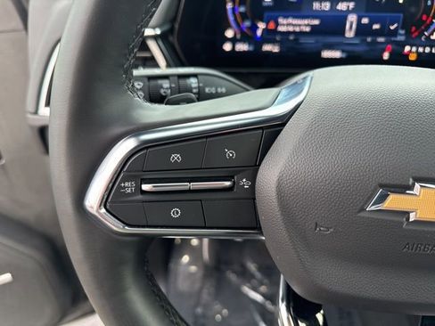 Used 2025 Chevrolet Tahoe Premier image 9