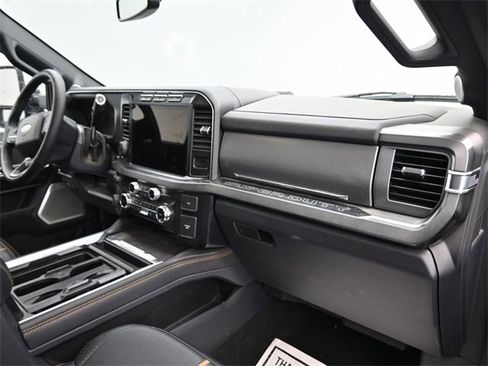 Used 2024 Ford F350 Platinum image 9