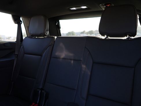 Used 2024 Chevrolet Tahoe High Country image 24