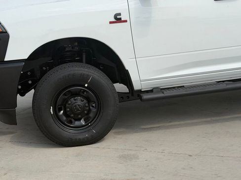 New 2026 RAM 2500 Tradesman AWD/4WD image 9