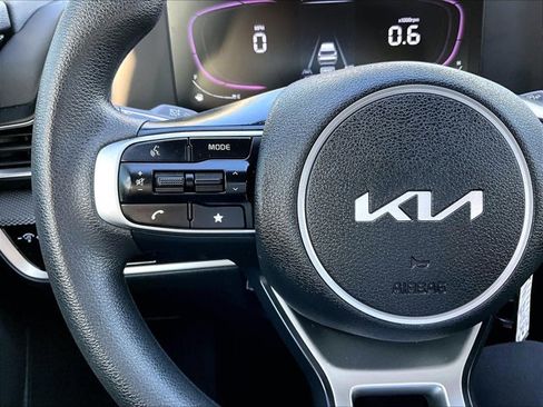 Used 2024 Kia Sportage LX FWD image 20