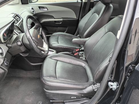 Used 2018 Chevrolet Sonic Premier FWD image 24