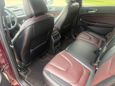 Used 2020 Ford Edge Titanium w/ Equipment Group 301A AWD/4WD image 24