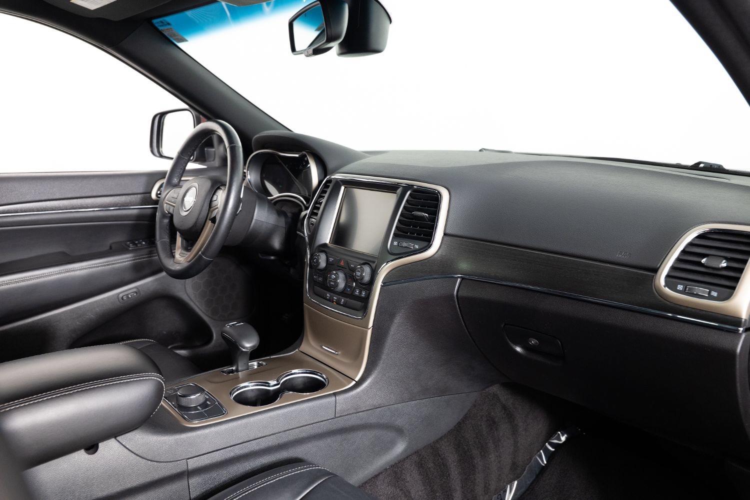 Used 2015 Jeep Grand Cherokee Limited AWD/4WD image 26