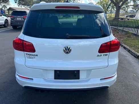Used 2016 Volkswagen Tiguan R-Line image 10