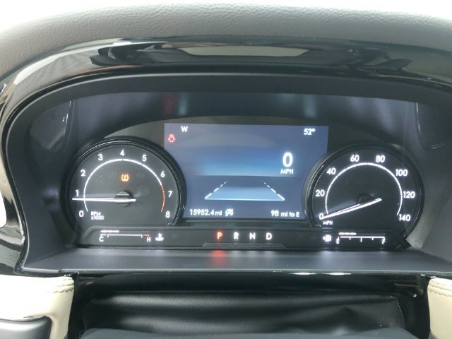 Used 2020 Lincoln Corsair AWD image 18