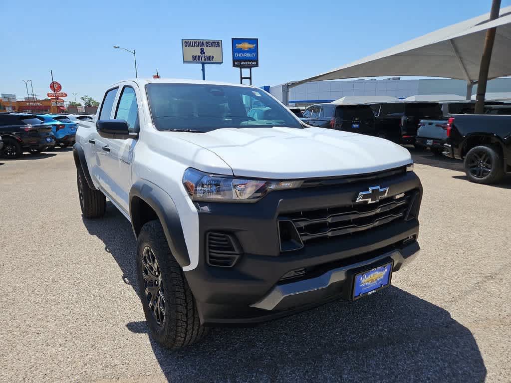 New 2026 Chevrolet Colorado Trail Boss AWD/4WD image 2