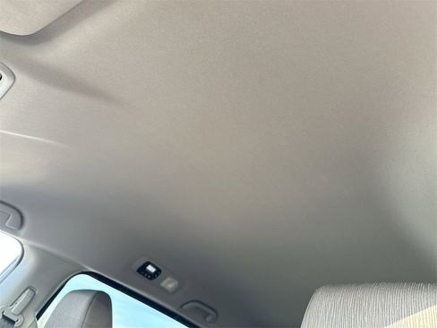 Used 2023 Honda Odyssey EX image 21