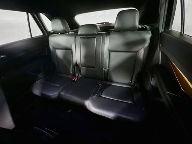 Used 2020 Volkswagen Atlas Cross Sport SEL R-Line w/ Cross Sport MDO Package AWD/4WD image 27