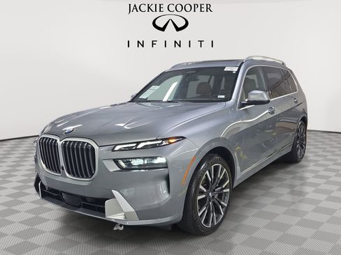 Used 2024 BMW X7 xDrive40i AWD/4WD image 1