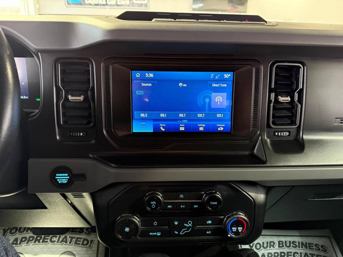Used 2022 Ford Bronco Big Bend w/ Sasquatch Package AWD/4WD image 21