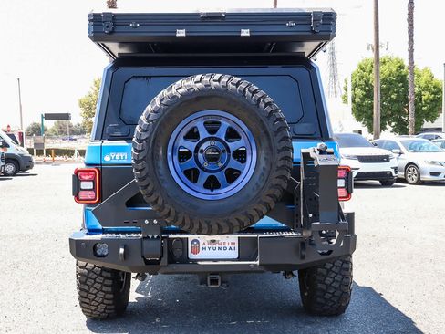 Used 2021 Jeep Gladiator Rubicon AWD/4WD image 14