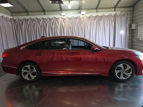 Used 2018 Honda Accord EX-L image 9