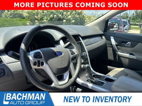 Used 2013 Ford Edge SEL FWD image 12