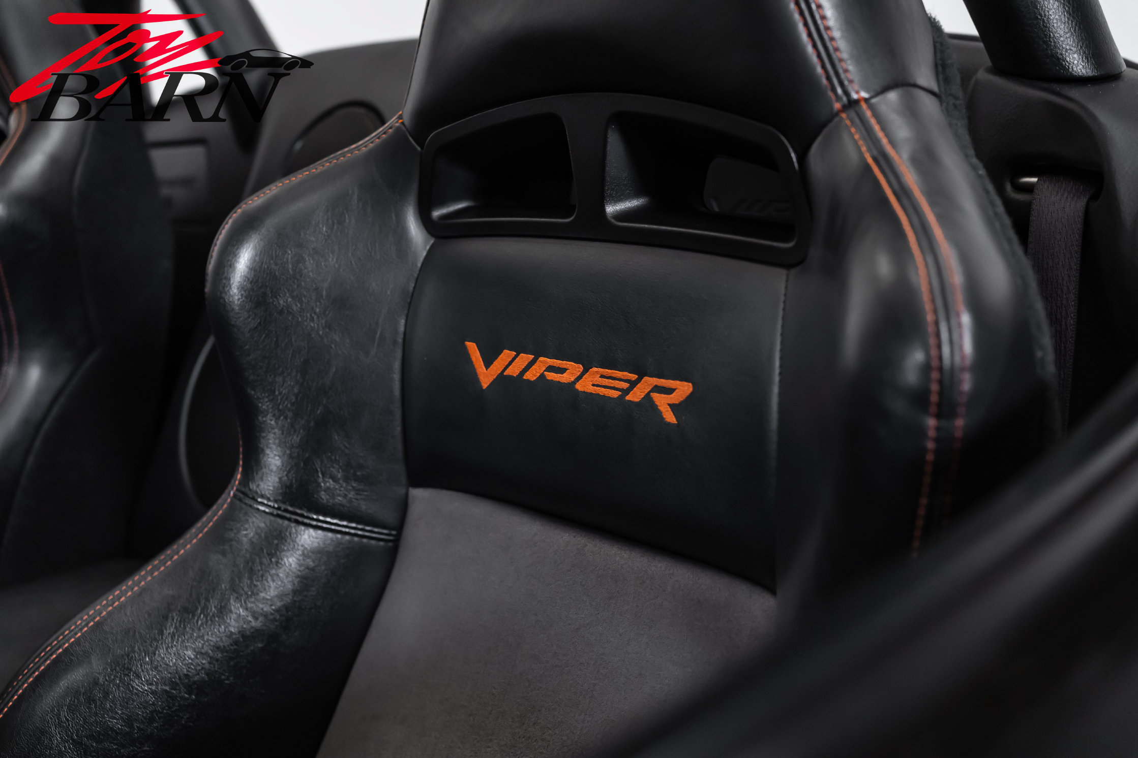 Used 2005 Dodge Viper SRT-10 w/ Copperhead Edition Group RWD image 28