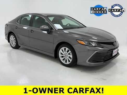 Used 2024 Toyota Camry LE FWD image 1