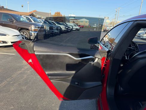 Used 2014 Tesla Model S P85D image 46