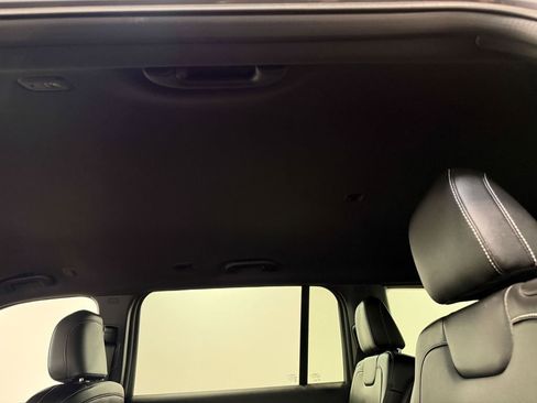 Used 2024 Jeep Grand Cherokee L Limited image 51