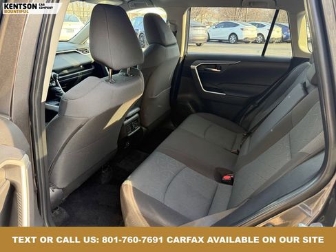 Used 2025 Toyota RAV4 XLE image 33